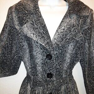 Fashion Bug Sz 12 * Velvety Snake Skin Belted Blazer * Like New * Gray Python *